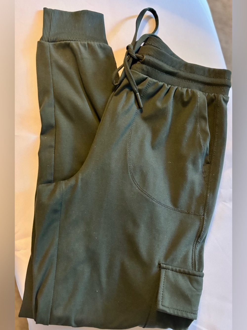 Rachel Zoe Olive Green Cargo Joggers— Size Small - Picture 7 of 9